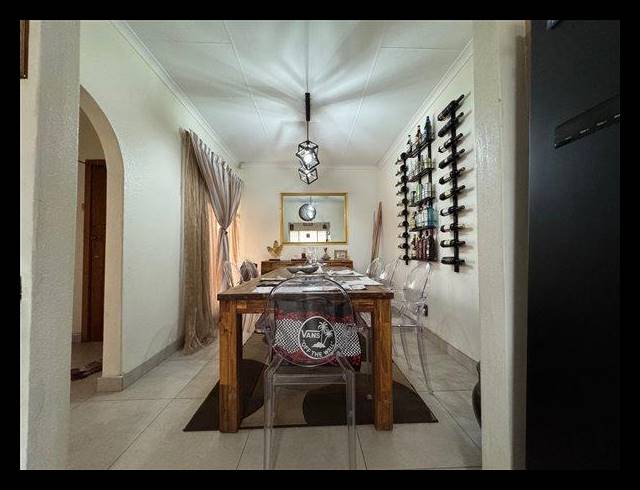 3 BEDROOM TOWNHOUSE FOR SALE IN BIRCHLEIGH NORTH